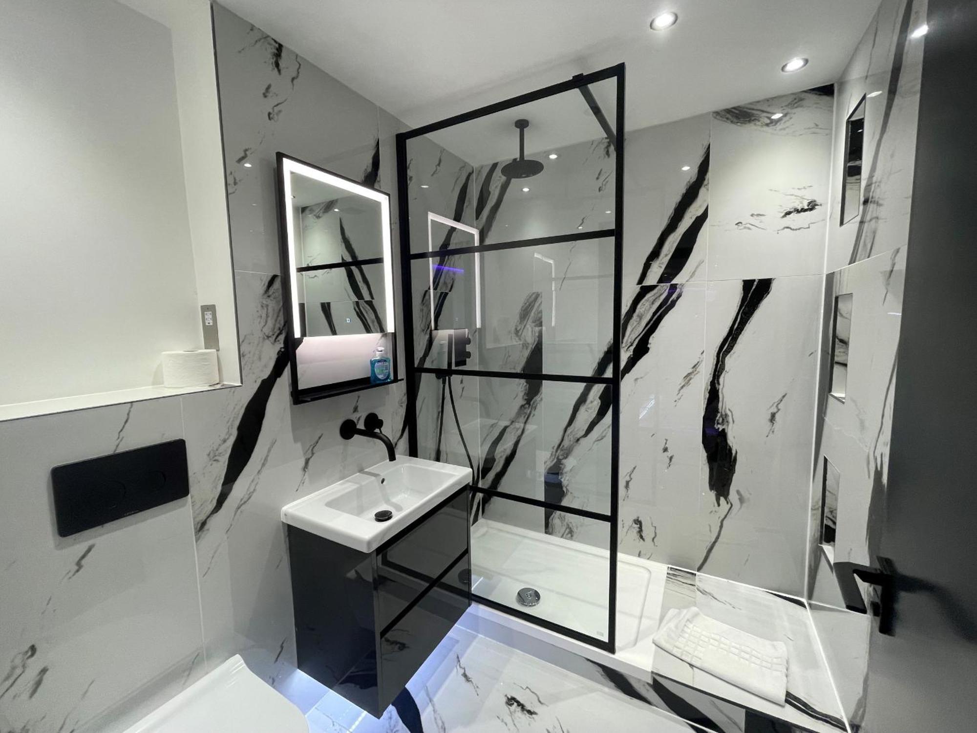 Modern And Stylish Penthouse Apartment Next To Maidenhead Golf Course Zewnętrze zdjęcie