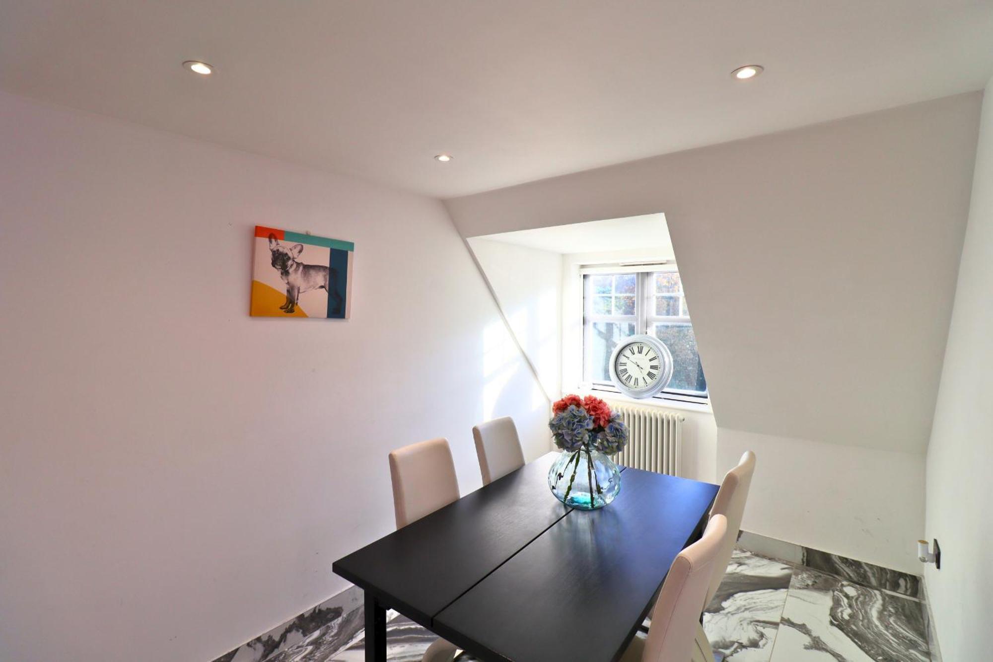 Modern And Stylish Penthouse Apartment Next To Maidenhead Golf Course Zewnętrze zdjęcie